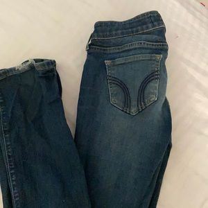 Hollister jeans size 0L average wear